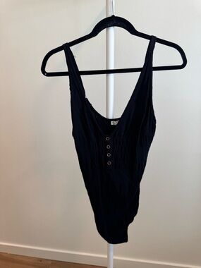 Free People Black Sleeveless Scoop Neck Bodysuit with Snap Detail size L